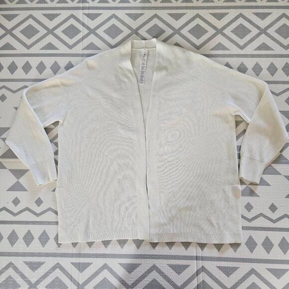 Lululemon Side Slit Sweater Wrap Size 6 in Lemon Sorbet - Picture 1 of 5